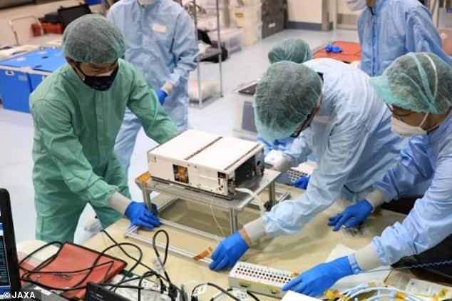 OMOTENASHI ، اختصارًا للتكنولوجيات المتميزة لاستكشاف القمر التي أظهرها NAno Semi-Hard Impactor ، كانت واحدة من ثلاثة CubeSats على متن SLS التي تم إطلاقها الأسبوع الماضي